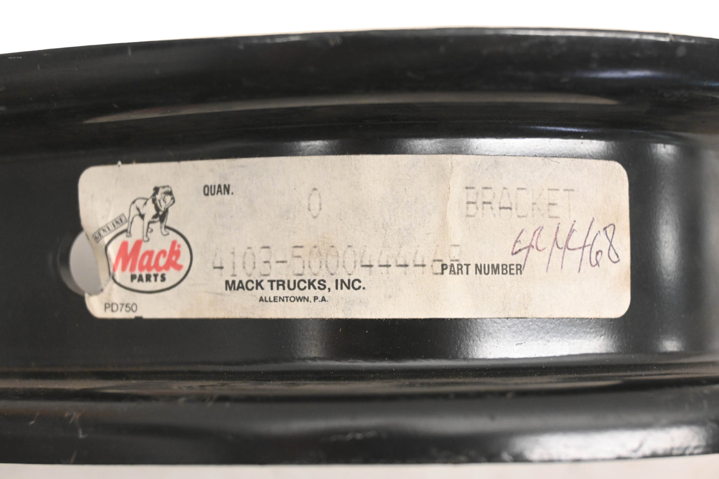 Mack 4103-5000444468, 5000444468 Bracket NOS