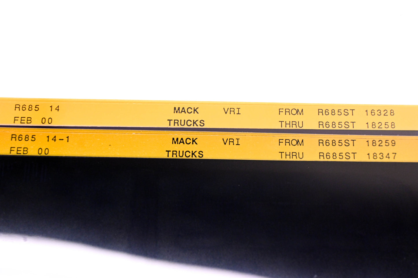 Mack R685 14, R685 14-1 R685ST16328 - R685ST18347 VRI Microfiche Lot of 2 NOS