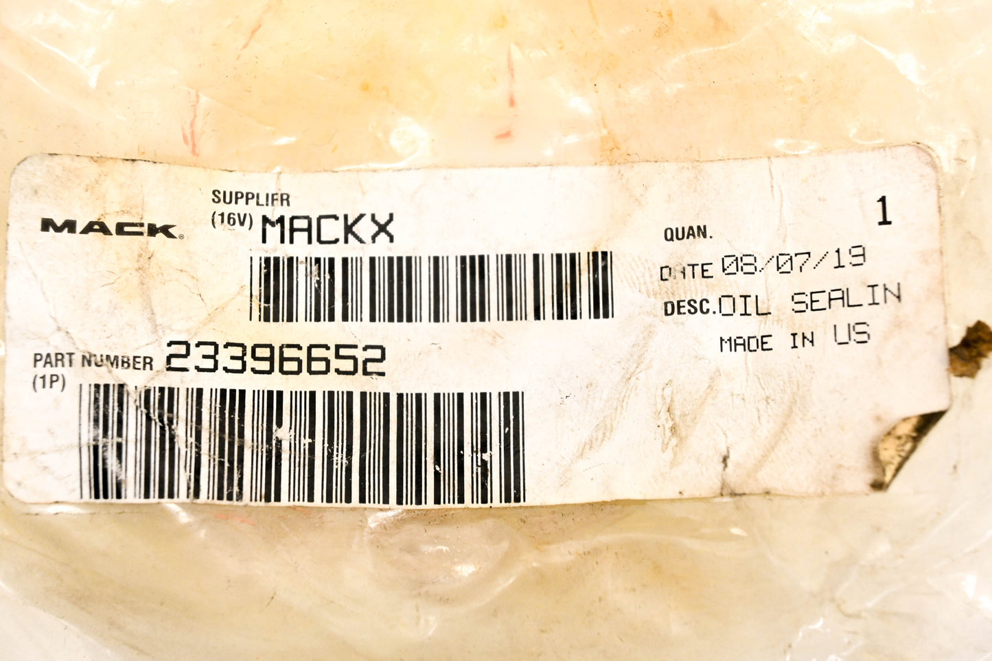 Mack 8226-L24SV8205G12 Tie Rod End NOS