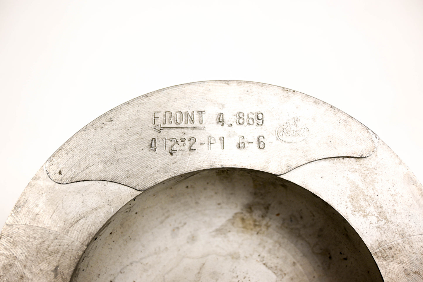 Mack 41232-P1 G-6 4.869 Piston NOS