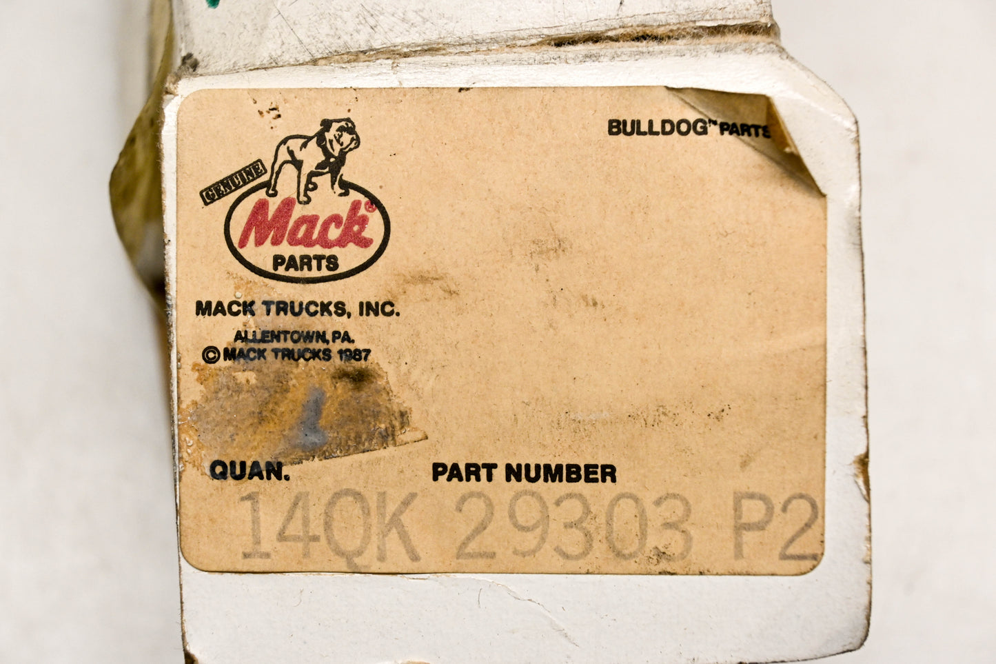 Mack 14QK29303-P2 Shock Absorber NOS