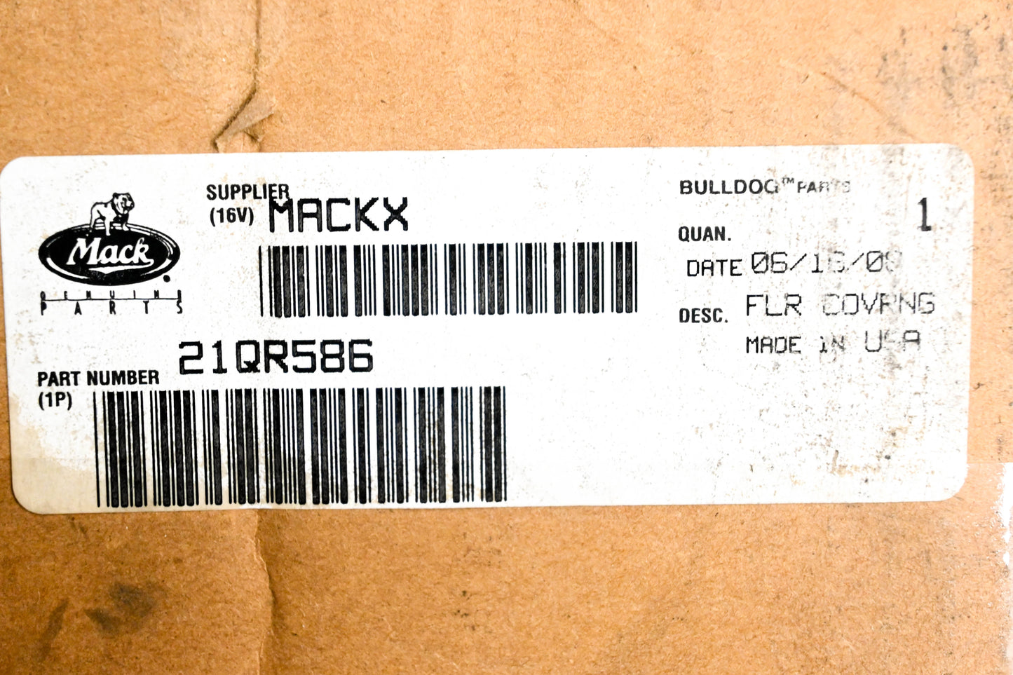 Mack 21QR586 Floor Covering NOS