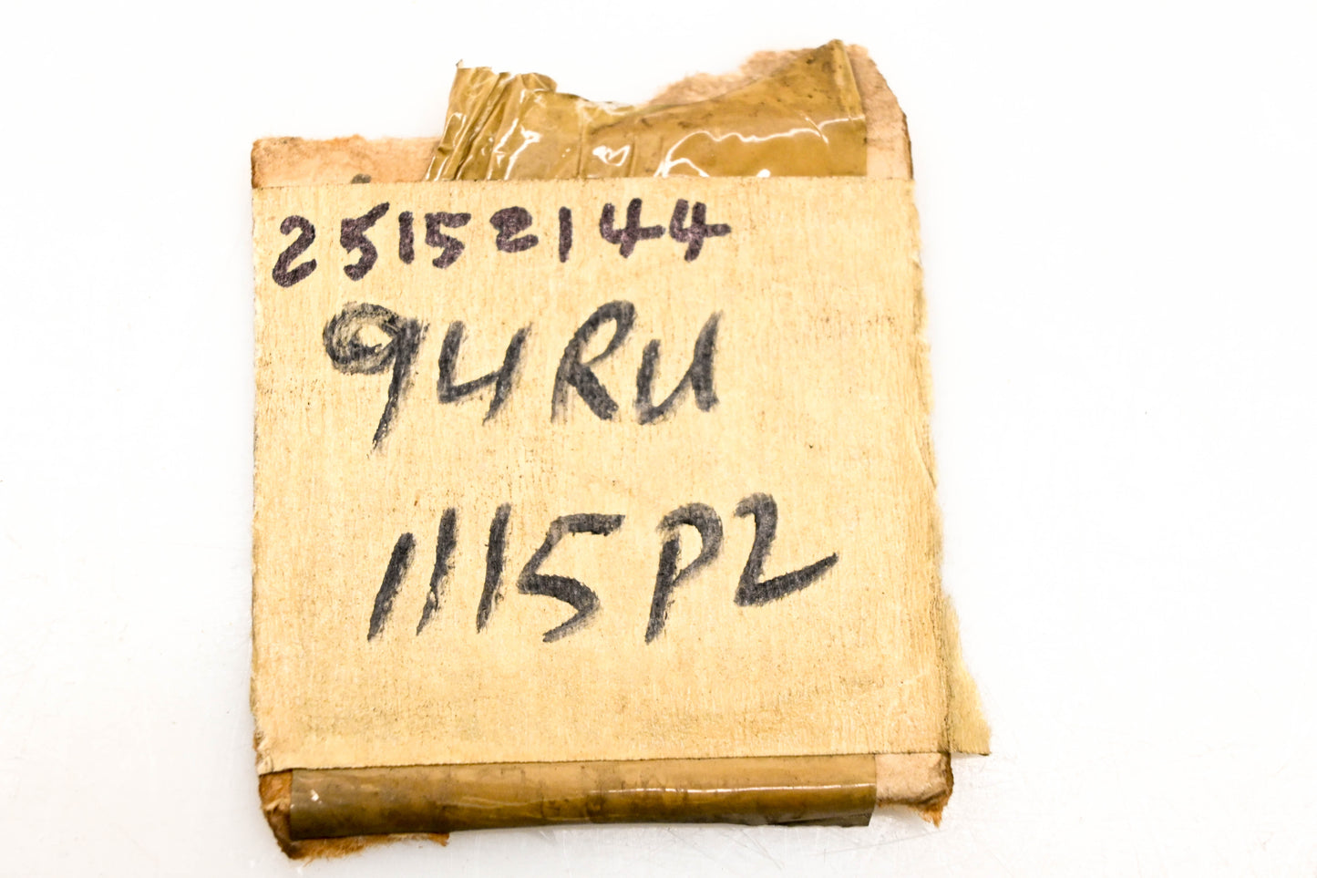 Mack 94RU1115P2, 25152144 Gasket NOS