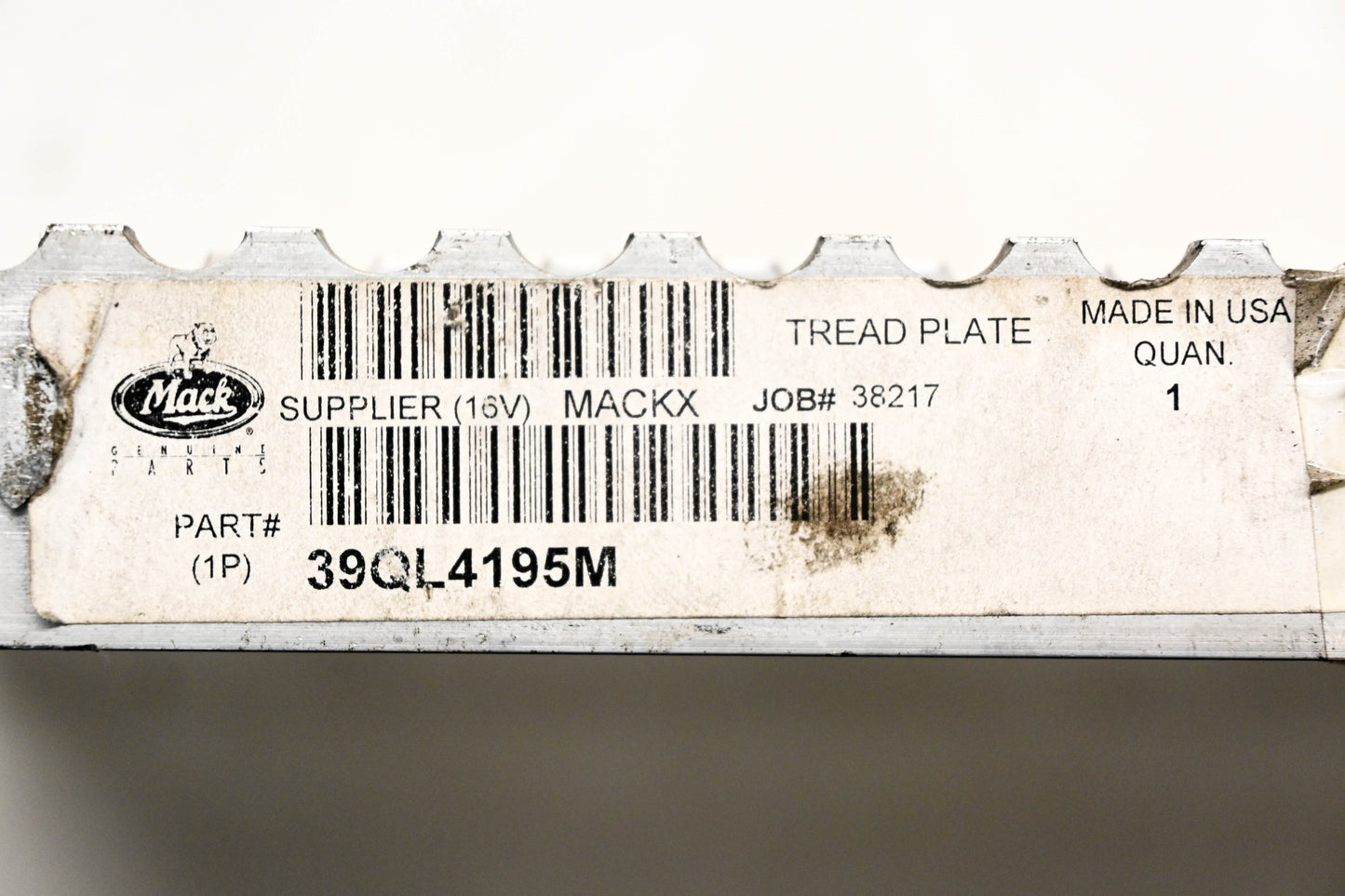 Mack 39QL4195M Tread Plate NOS