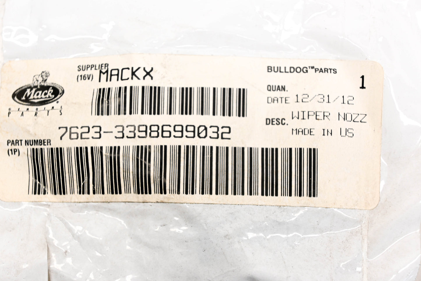 Mack 7623-3398699032 Wiper Nozzle NOS