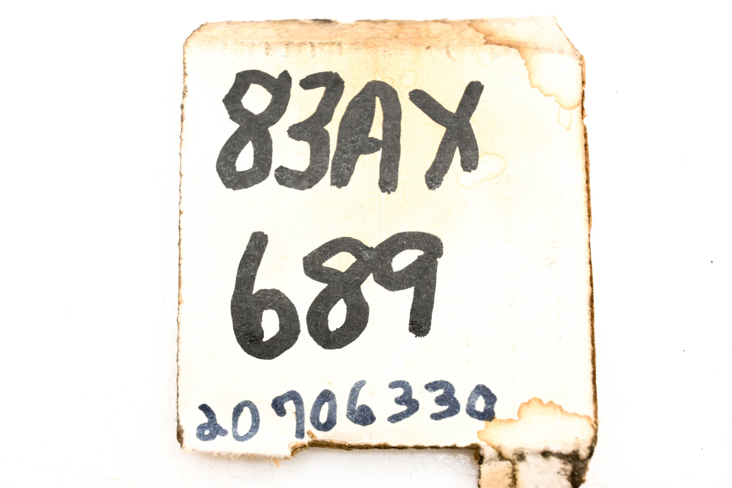Mack 83AX689, 20706330 Rubber Cushion Clamp NOS