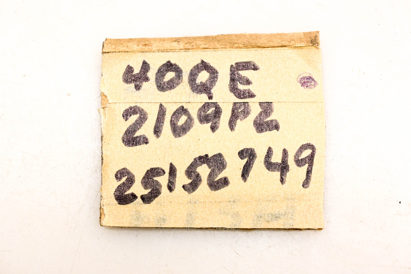 Mack 40QE2109P2, 25152749 Fitting NOS