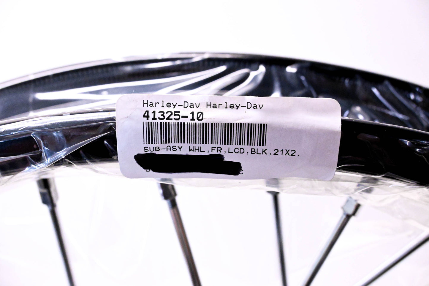 New OEM Harley-Davidson 41325-10 Black Wheel NOS