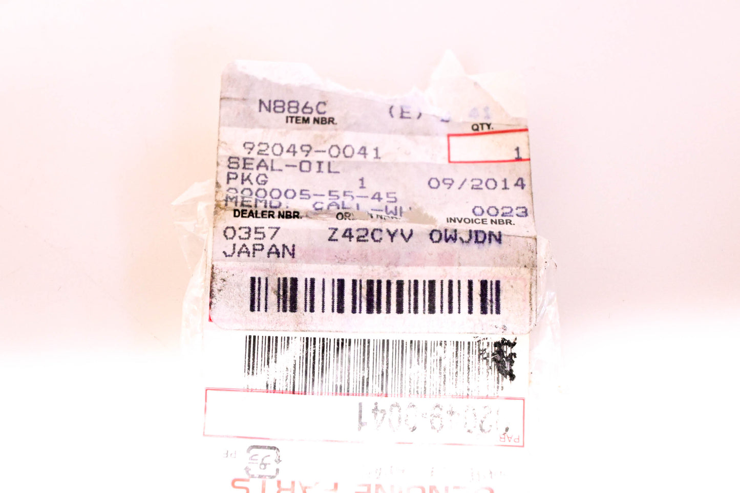 New OEM Kawasaki 92049-0041 Oil Seal NOS