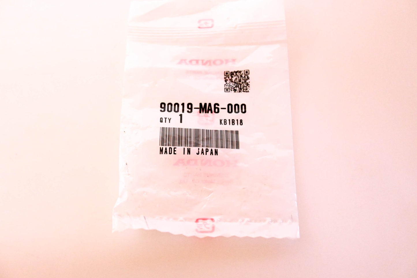 New OEM Honda 90019-MA6-000 Flange Bolt NOS
