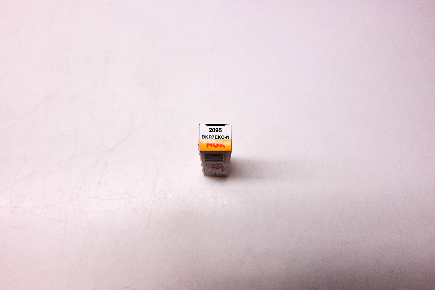 NGK BKR7EKC-N, 2095 Spark Plug NOS
