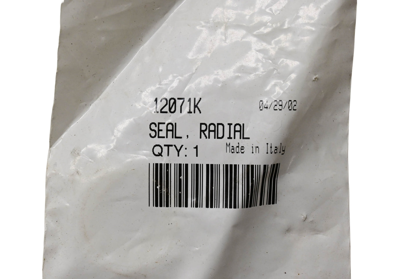 New OEM Harley-Davidson 12071K Radial Seal NOS