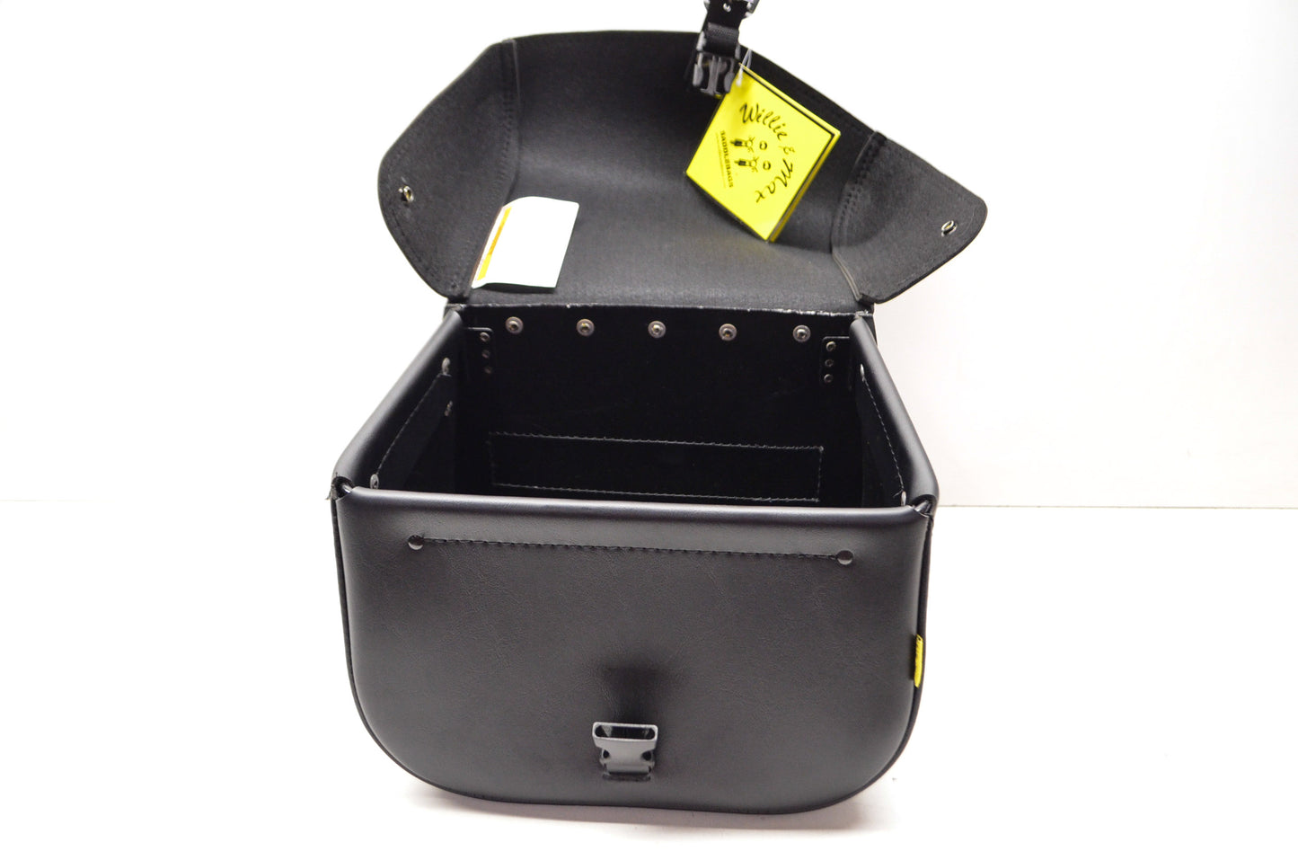 New Willie & Max Rev Vinyl Small Trunk