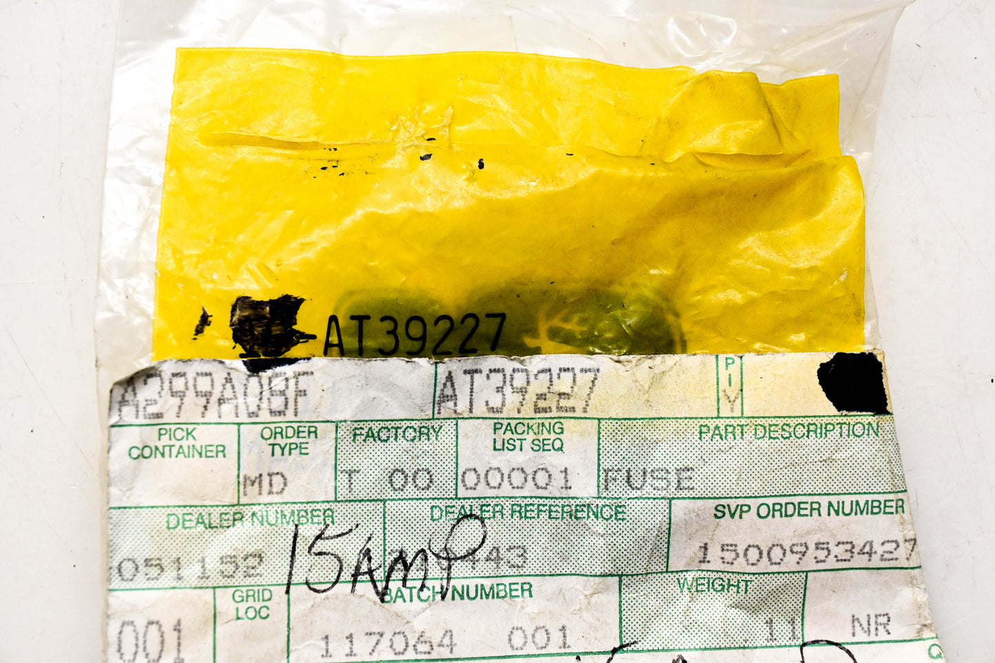 New OEM John Deere AT39227 Fuse NOS