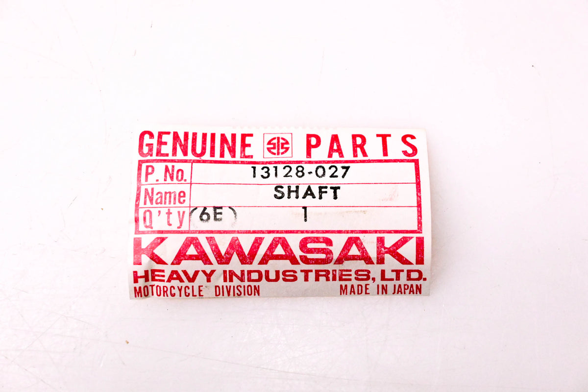 New OEM Kawasaki 13128-027 Output Shaft NOS