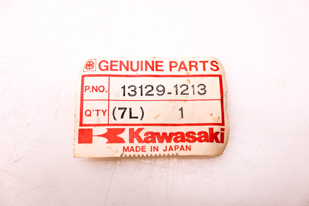 New OEM Kawasaki 13129-1213 Output Shaft Third Gear NOS