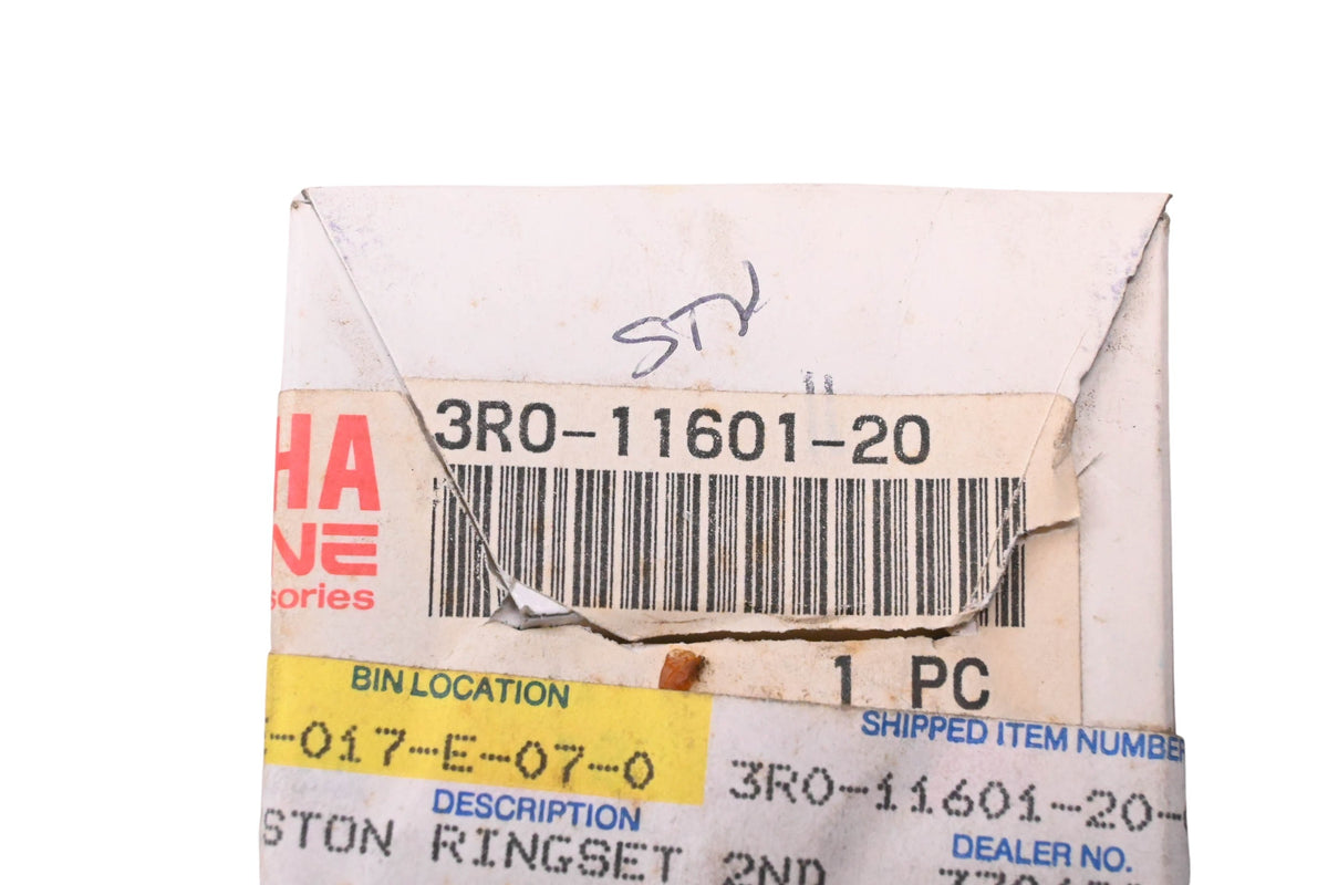 New OEM Yamaha 3R0-11601-20-00 Piston Ring Kit NOS