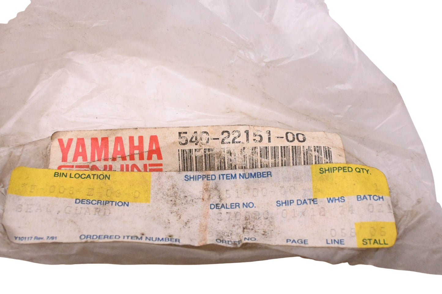 New OEM Yamaha 540-22151-00-00 Guard Seal NOS