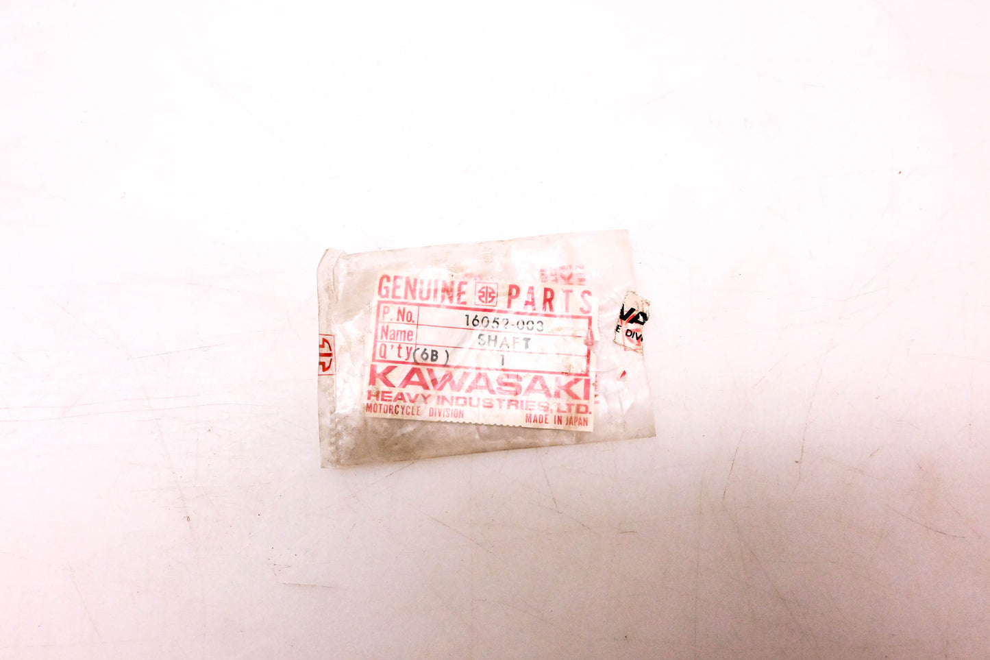 New OEM Kawasaki 16052-003 Throttle Valve Shaft NOS