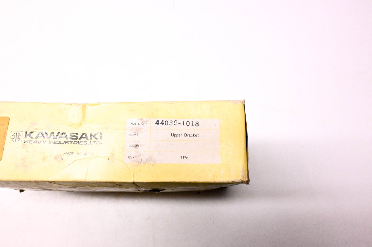 New OEM Kawasaki 44039-1018 Steering Head Upper Triple Clamp NOS
