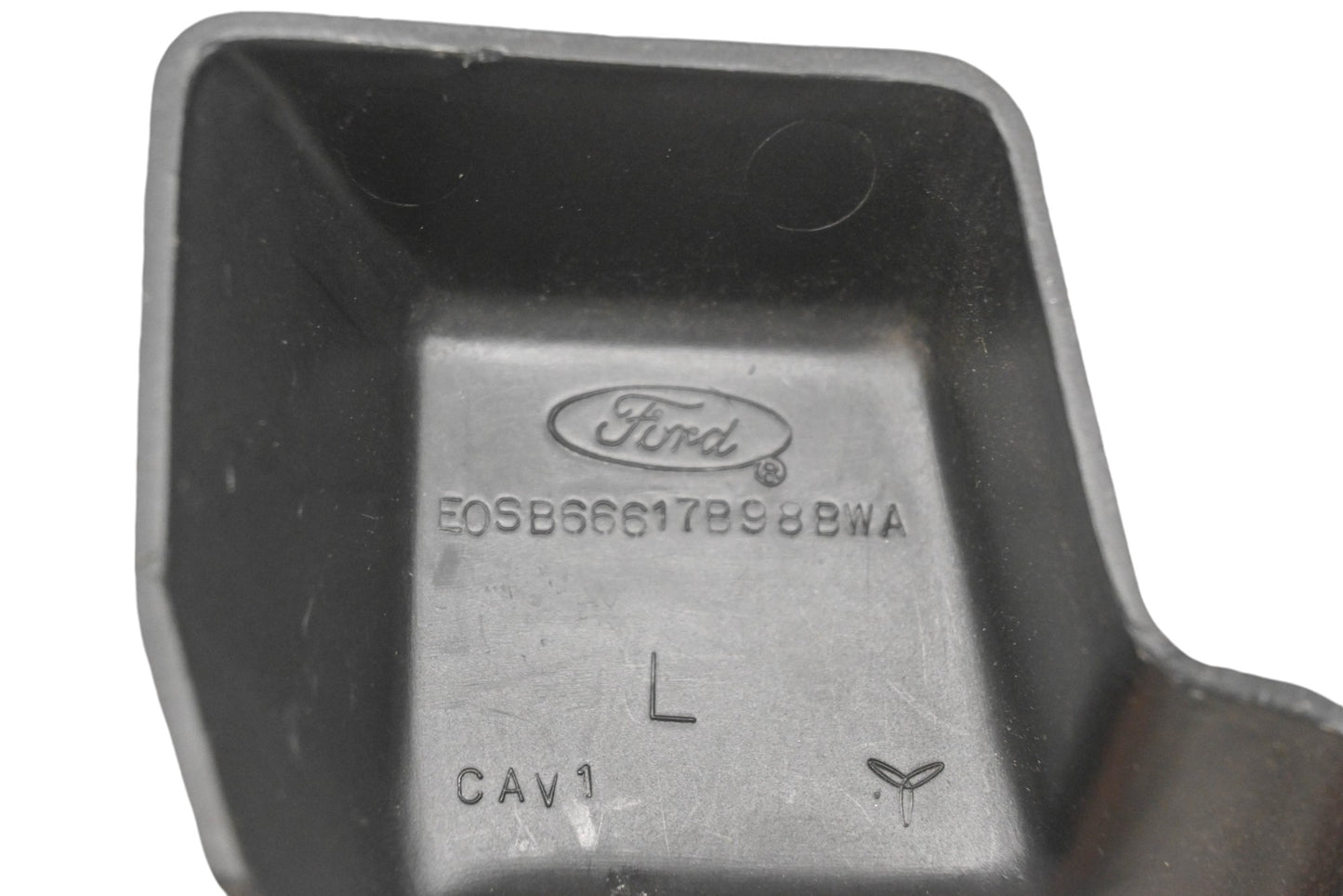 New OEM Ford E0SB-66617B98-BWA, E0SZ-6661749-B Lefthand Cover Cap NOS
