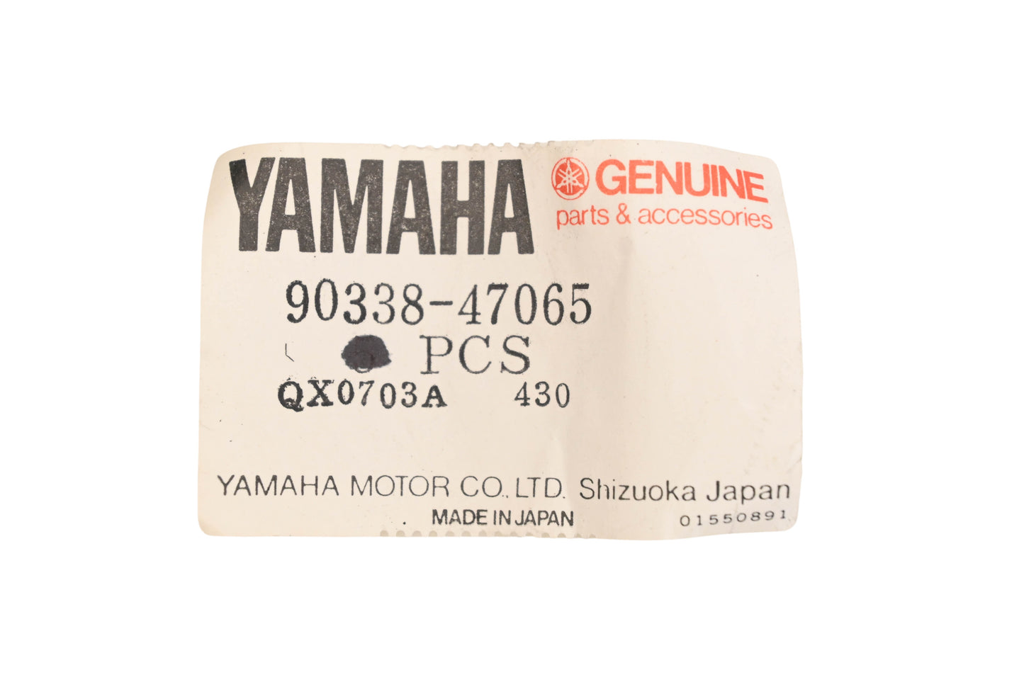 New OEM Yamaha 90338-47065-00 Cylinder Head Special Shaped Plug NOS