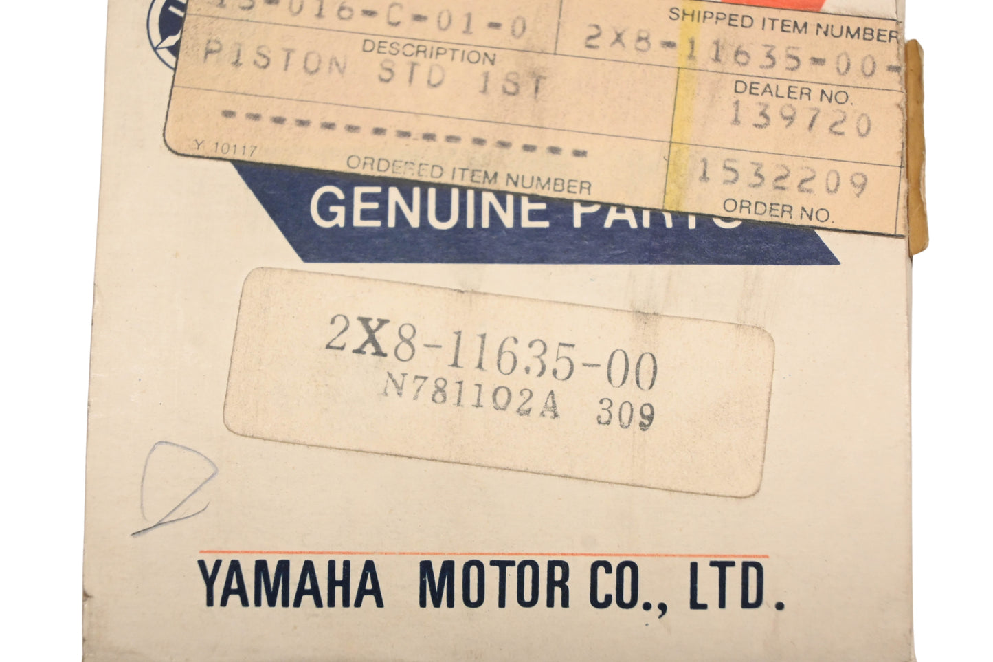 New OEM Yamaha 2X8-11635-00-00 Piston NOS