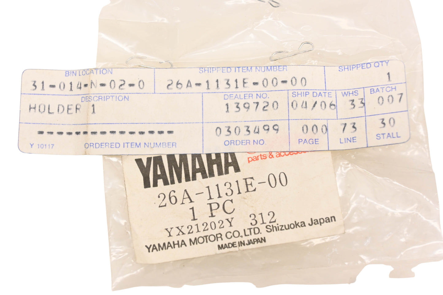 New OEM Yamaha 26A-1131E-00-00 Holder #1 NOS