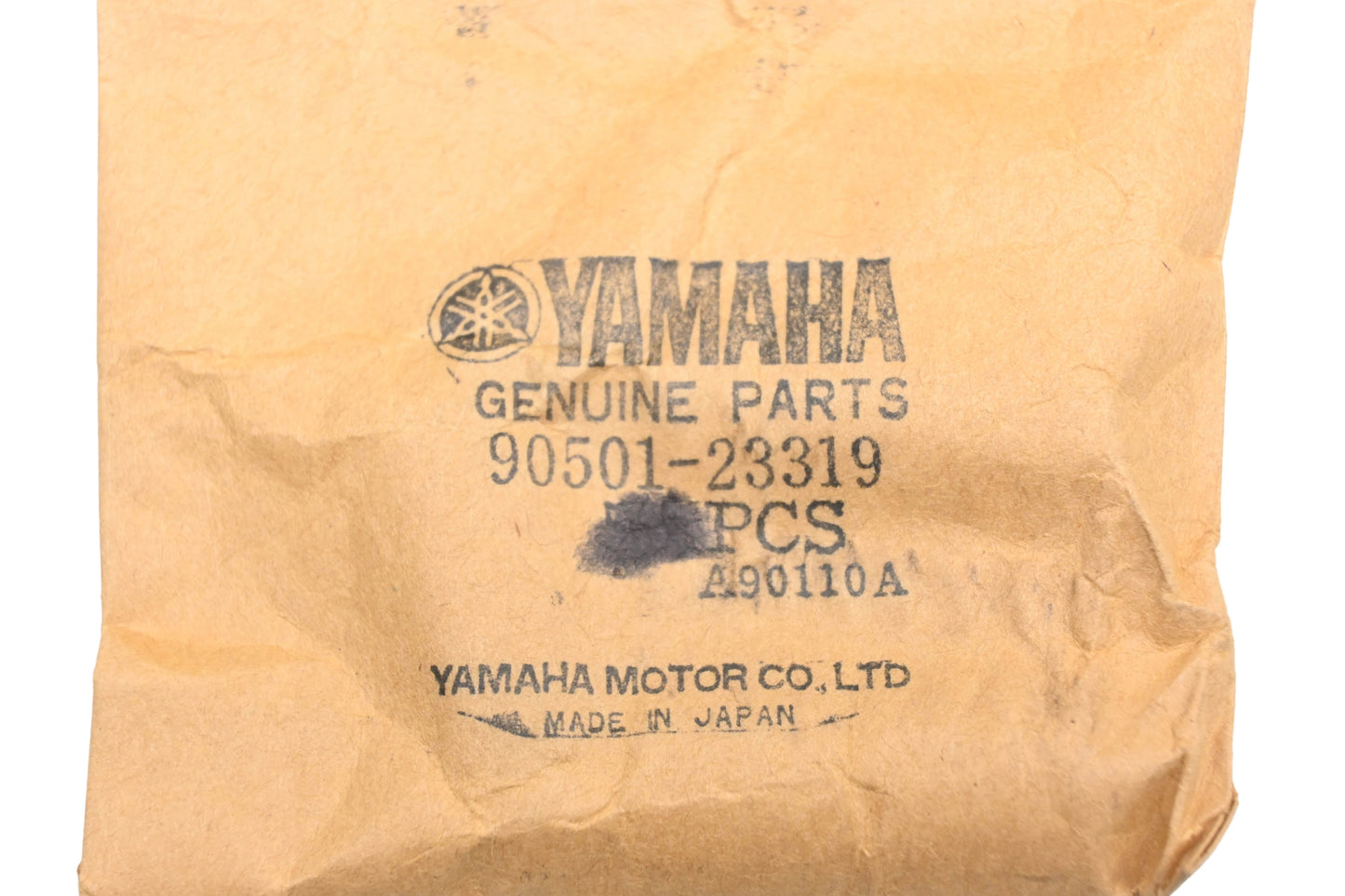New OEM Yamaha 90501-23319-00 Compression Spring NOS