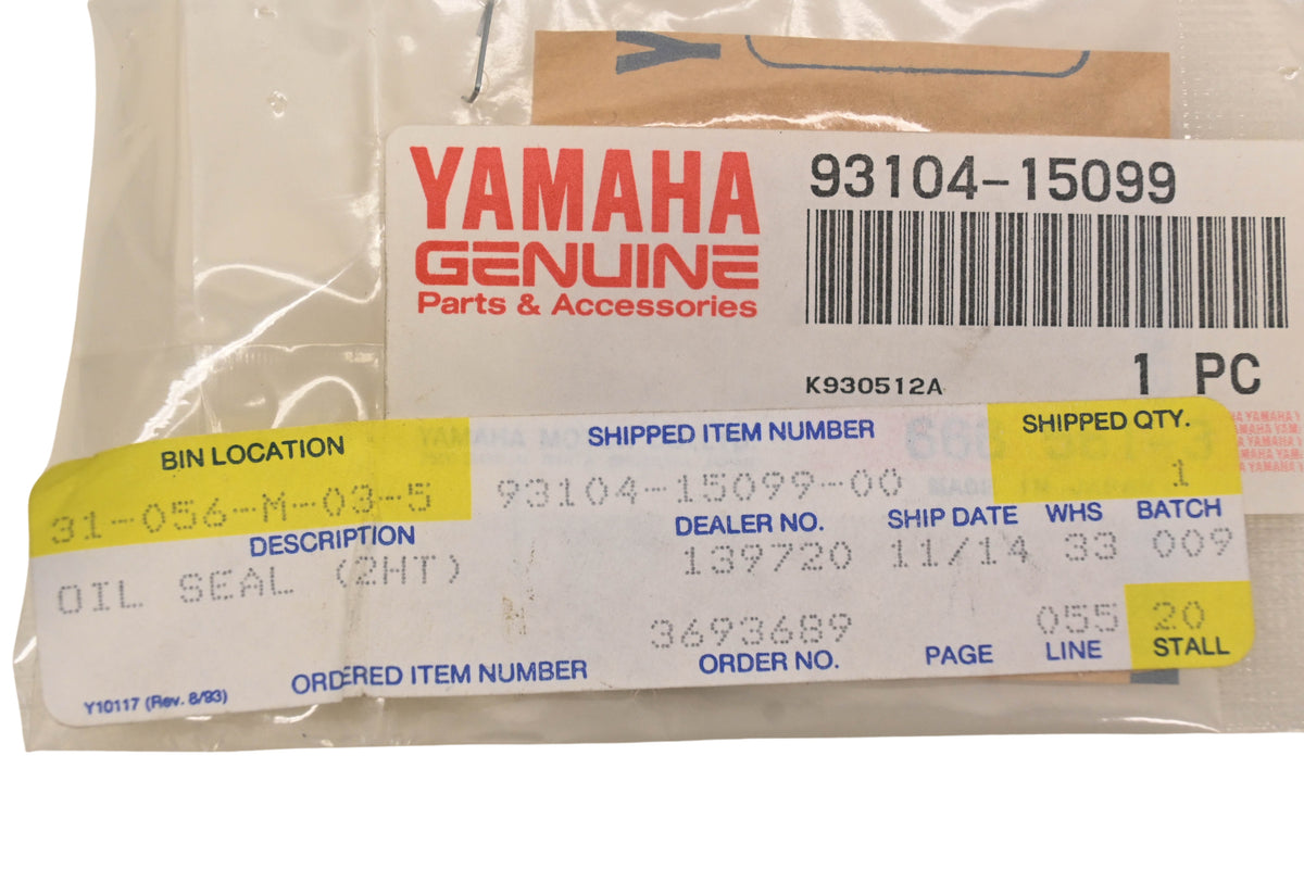 New OEM Yamaha 93104-15099-00 Oil Seal 2HT NOS