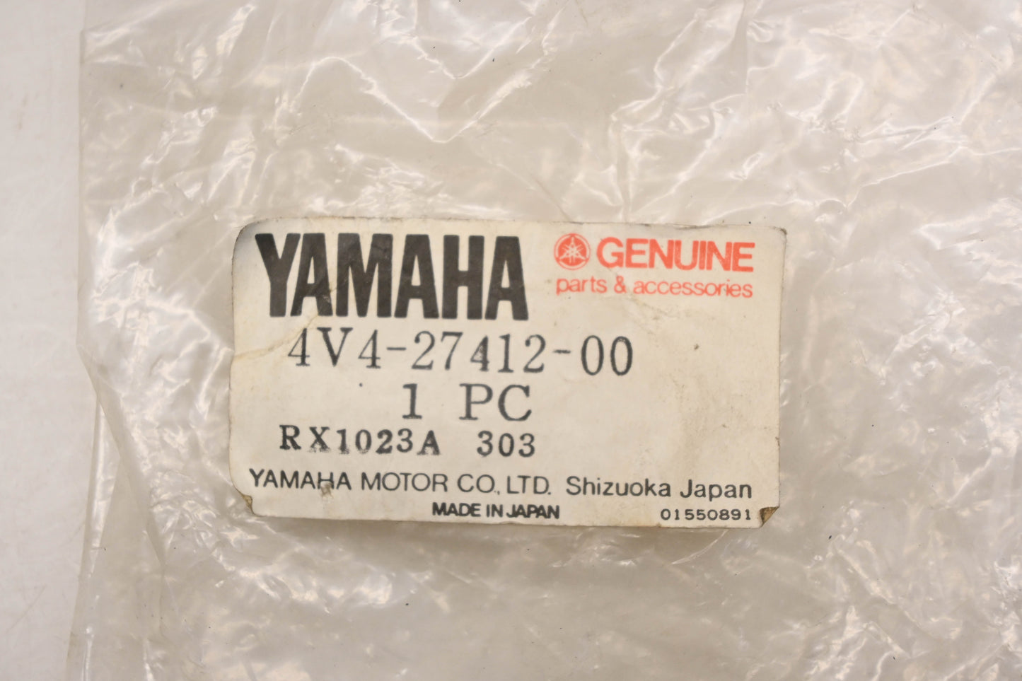New OEM Yamaha 4V4-27412-00-00 Footrest Bracket NOS