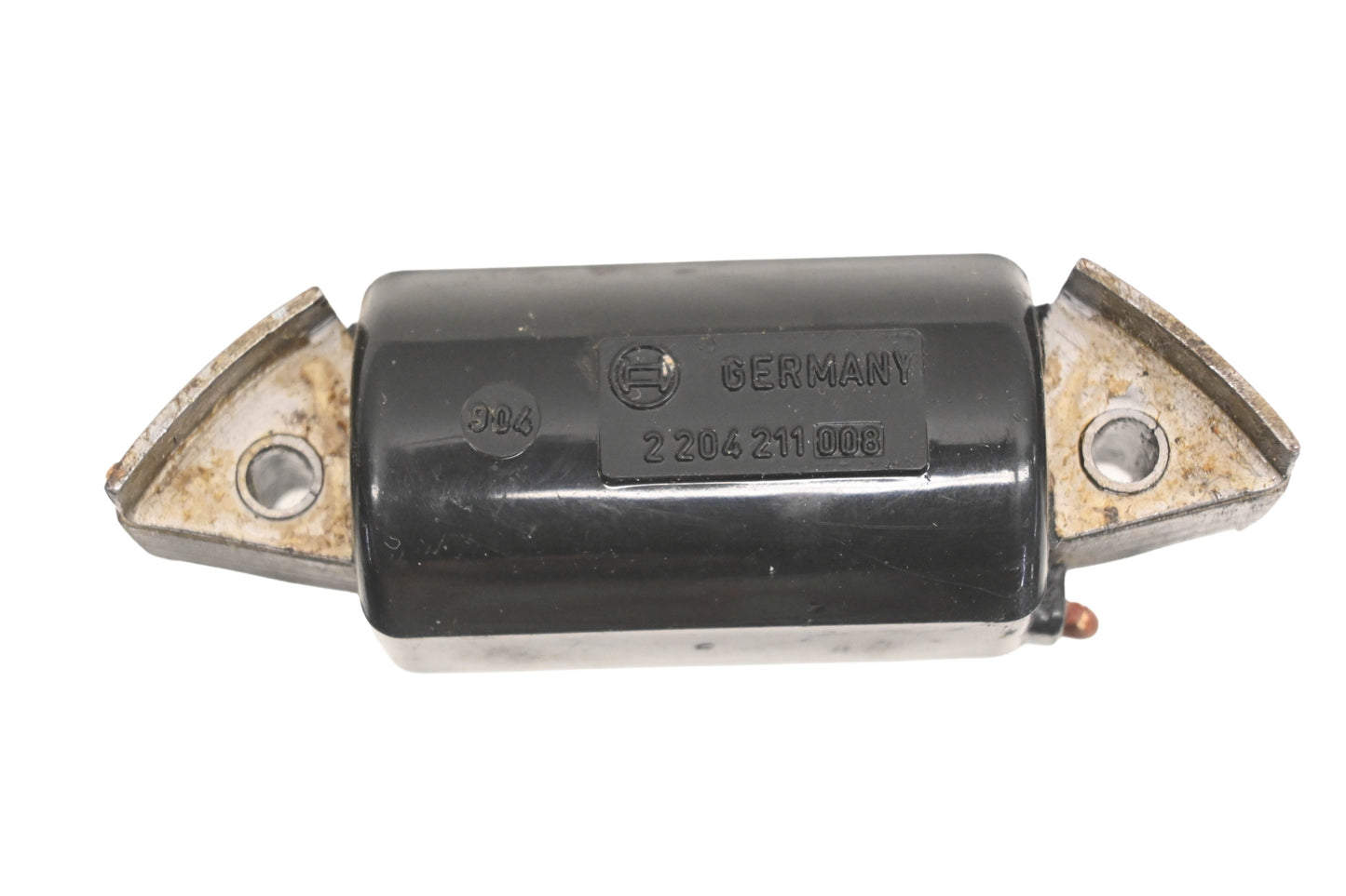 Bosch 2204-211-008 Ignition Coil NOS