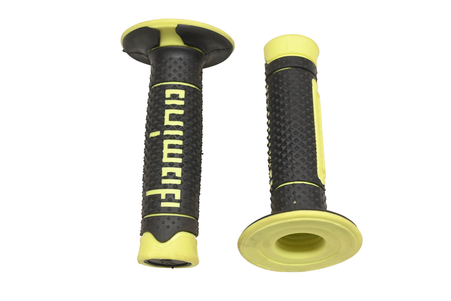 Domino A26041C5040A70 Black/Yellow Grip Kit NOS