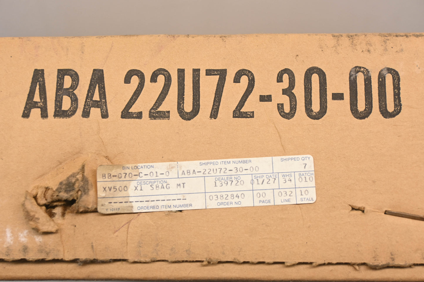 New OEM Yamaha ABA-22U72-30-00, ABA22U723000 Saddlebag Bracket Mount Kit NOS
