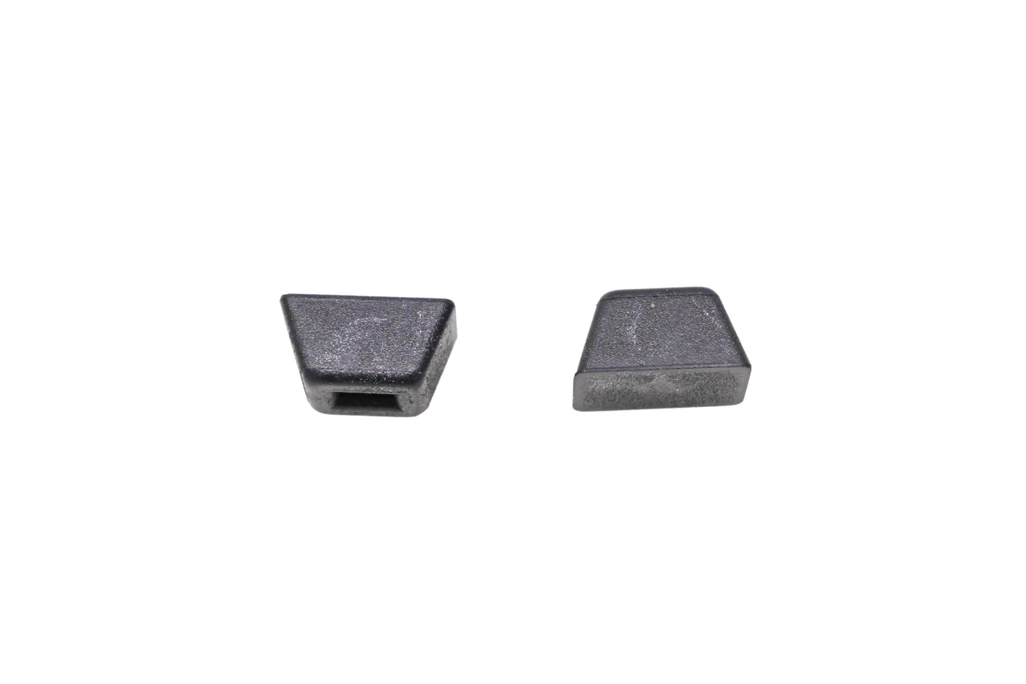Aftermarket 25-807167 Grommets Qty 2 NOS