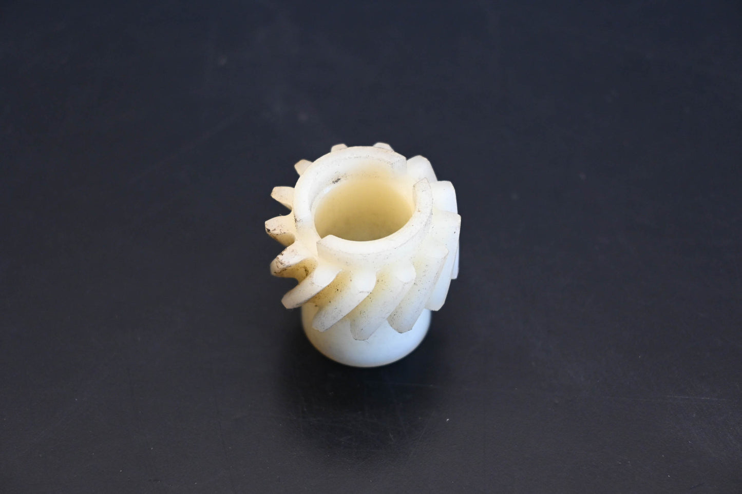 Aftermarket 2084653, 90-152, 90450 Distributor Drive Gear NOS