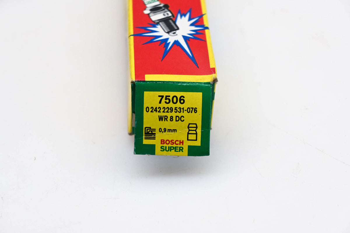Bosch Spark Plugs Qty 2 NOS