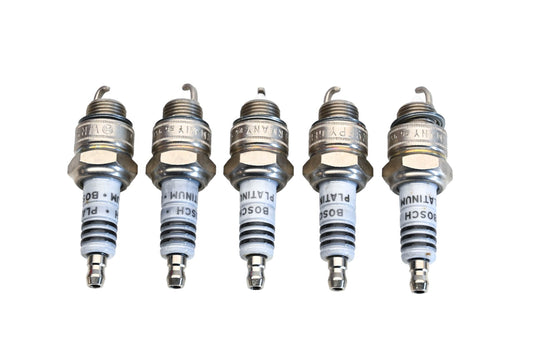 Bosch Platinum Spark Plugs Qty 5 NOS