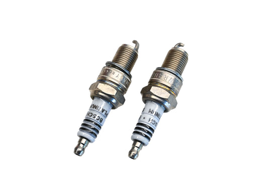 Bosch Platinum Spark Plugs Qty 2 NOS