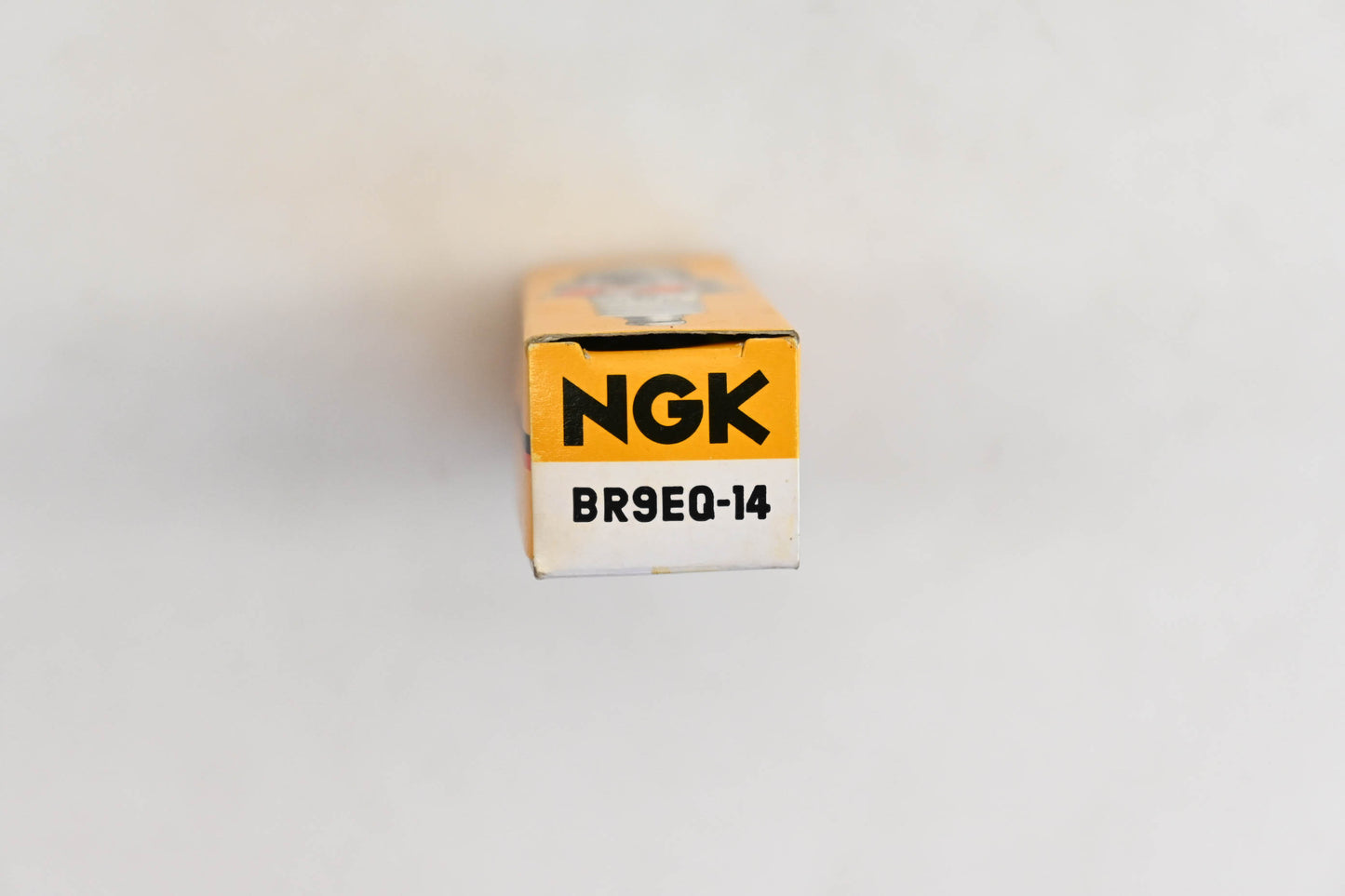 NGK BR9EQ-14 Spark Plug NOS