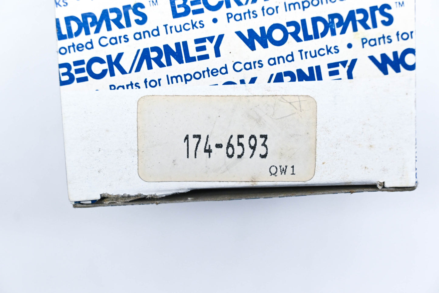 Beck/Arnley 174-6593 75-77 Peugeot 504 Distributor Cap NOS