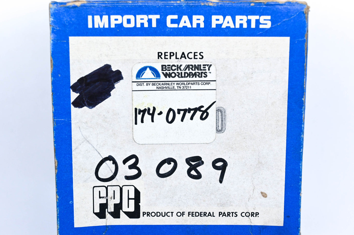 FPC 174-0778, 03 089 Toyota Distributor Cap NOS