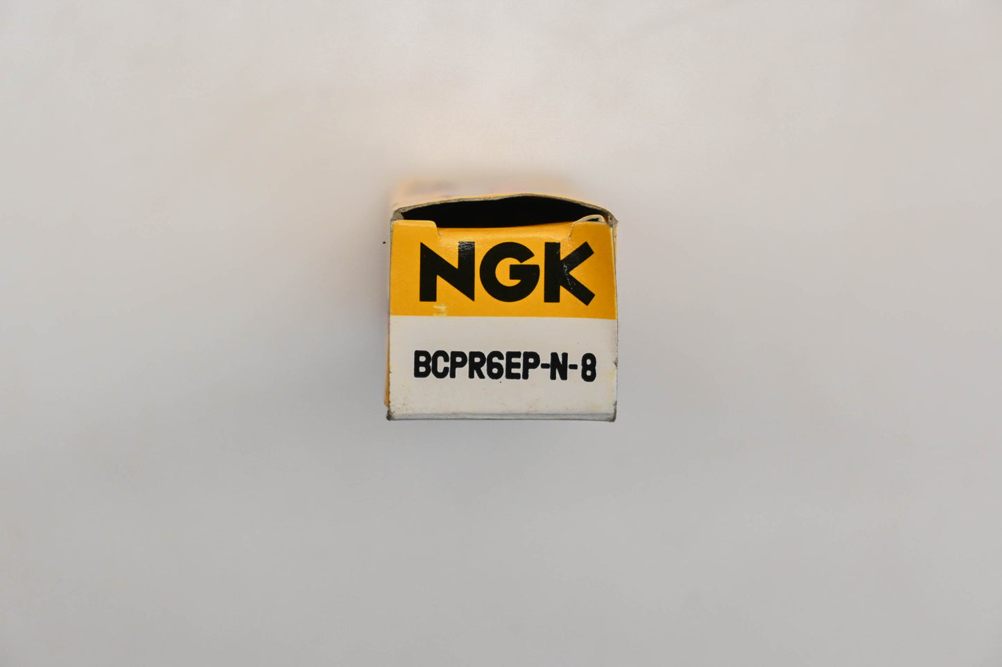 NGK BCPR6EP-N-8 Spark Plug NOS