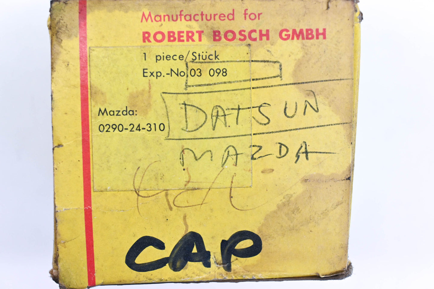 Bosch 03-098, 03 098, 174-0901 Mazda Distributor Cap NOS
