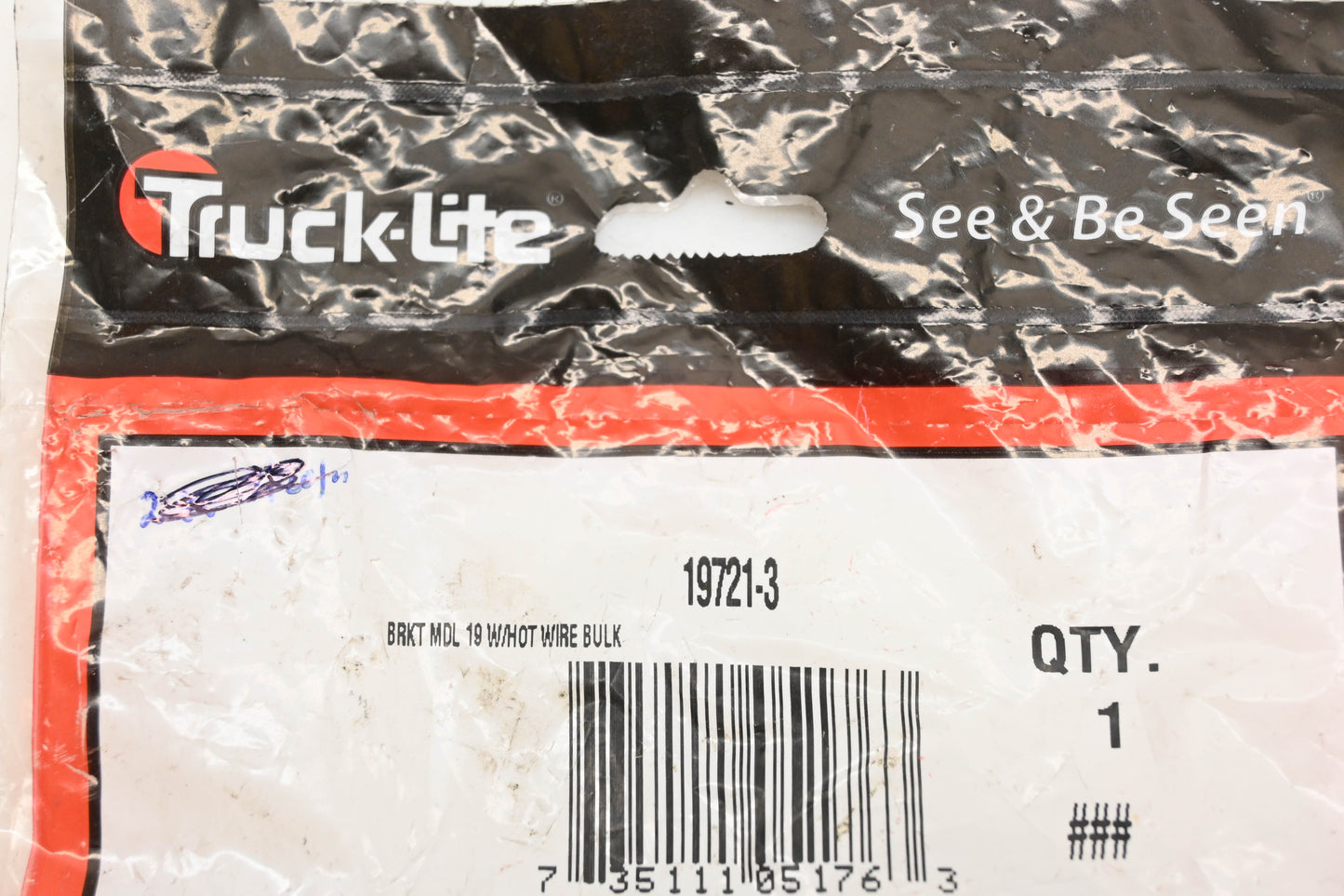 Truck-Lite 19721-3 Marker Lamp Base NOS