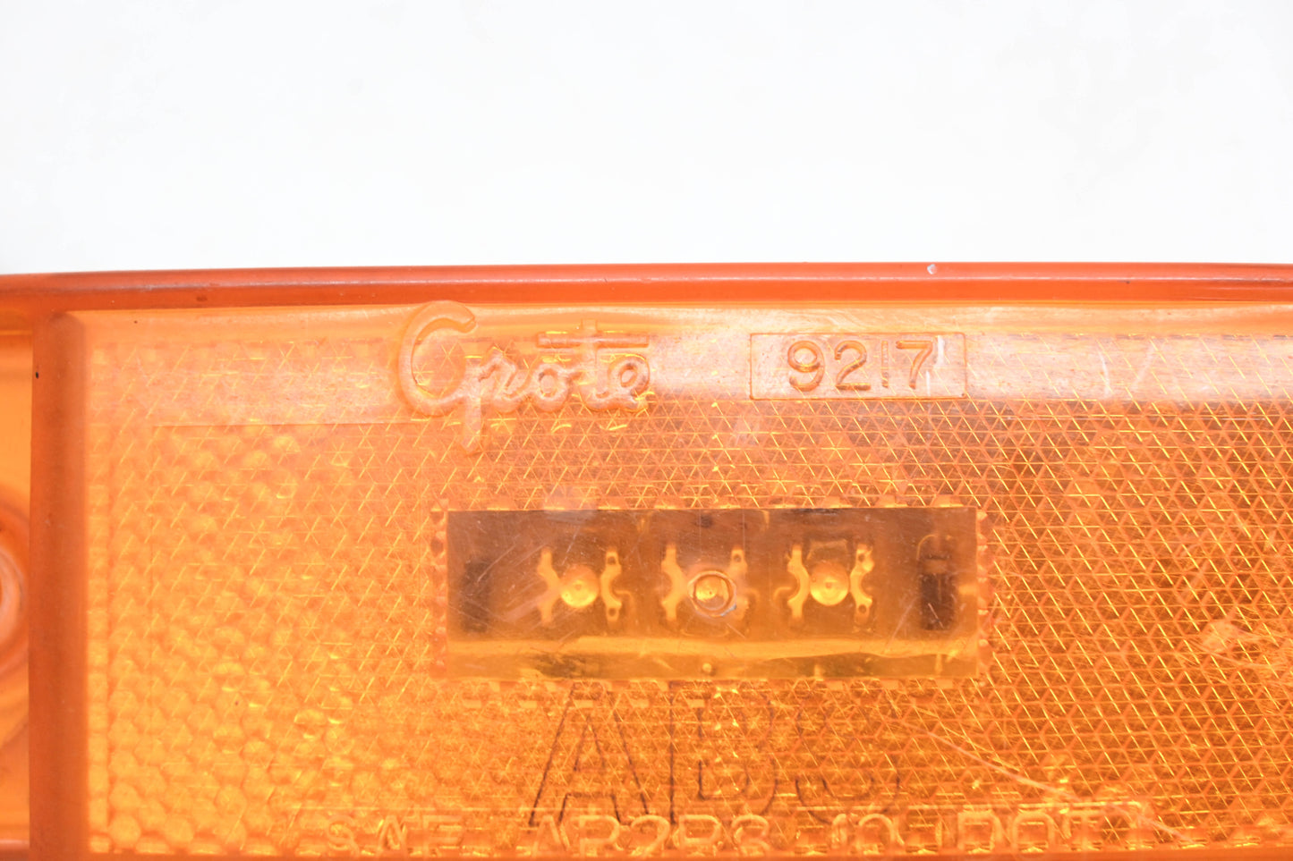 Grote 46863, 9217 Amber Side Marker LED Assembly