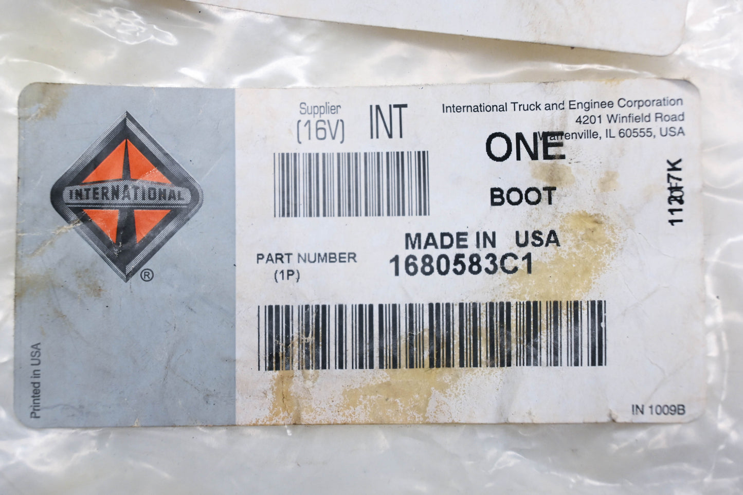 International 1680583C1, 101-483-2 Spicer Shifter Boot NOS