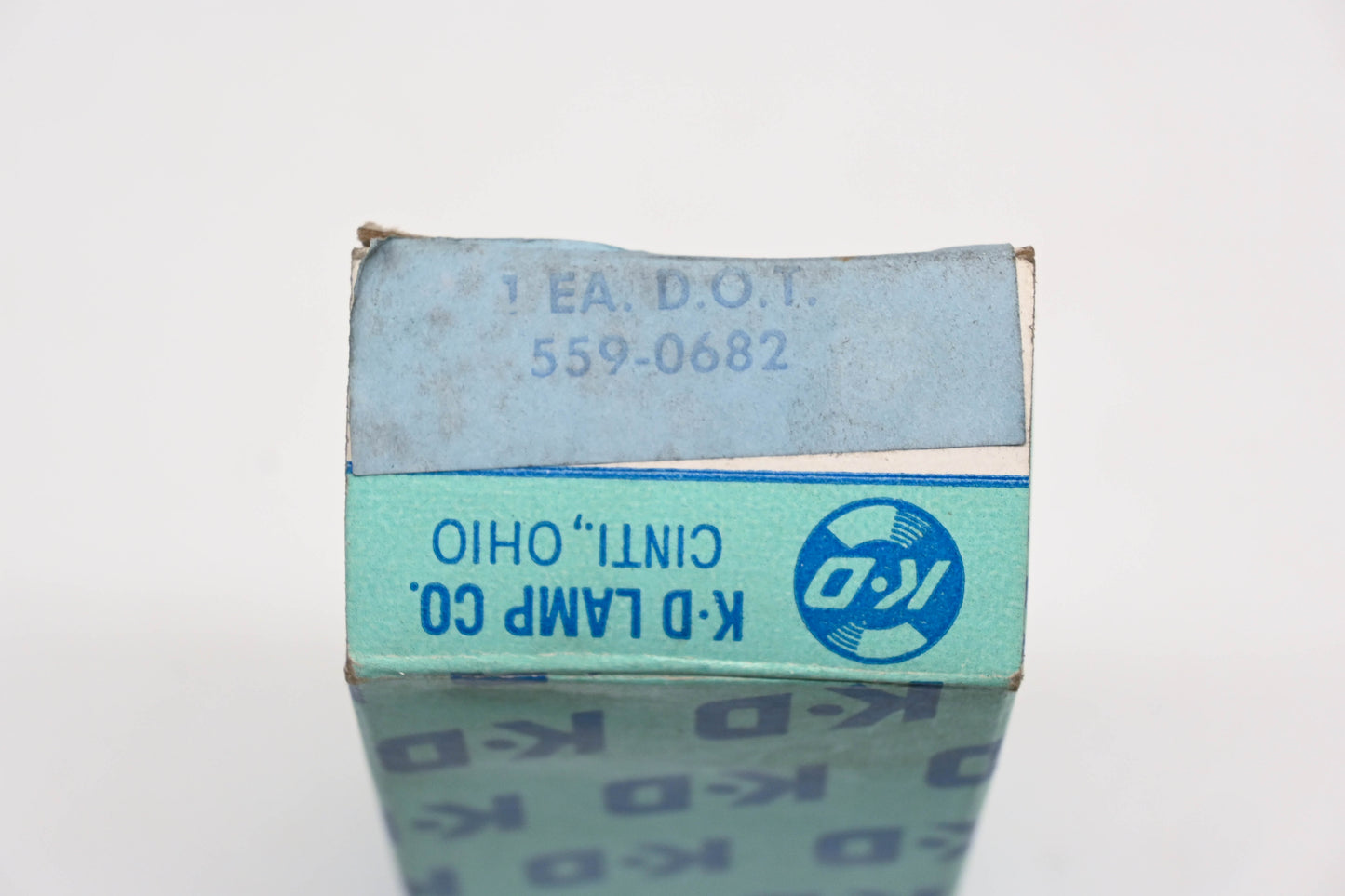 K-D Lamp 559-0682, LS354 Red Oval 2" x 4" Lamp Assembly NOS