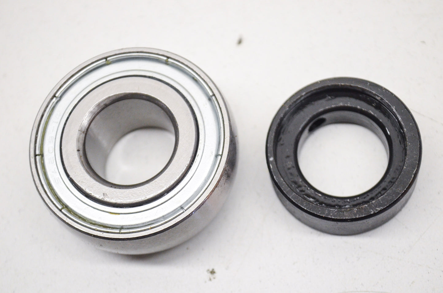 New Eccentric 7/8in Locking Collar Insert Bearing NOS