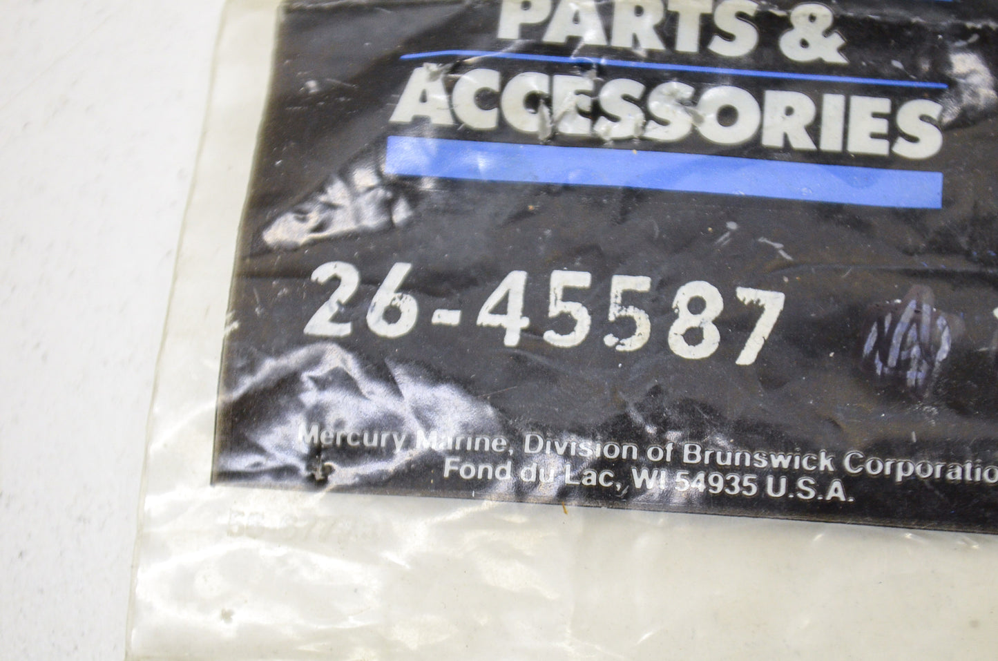 New OEM Quicksilver Mercury Oil Seals QTY 2 NOS